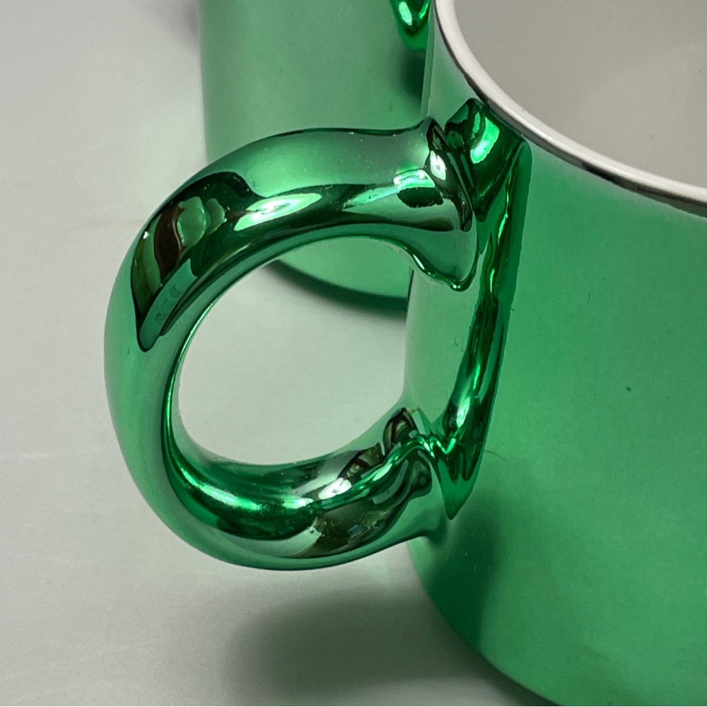 Pair NOS Green Metallic Reflective Coffee Mugs by‎ OCI Omnibus - Picture 2 of 5